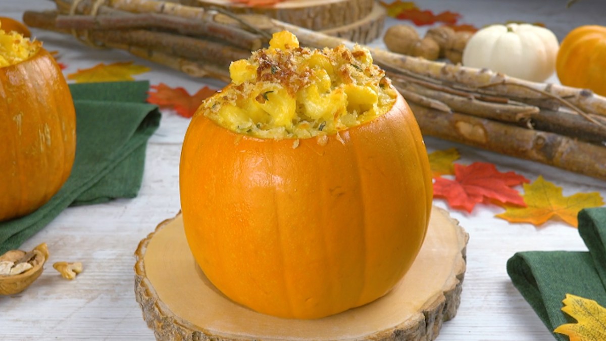 Calabaza rellena | Fondue de queso en calabaza y calabaza rellena de macarrones con queso